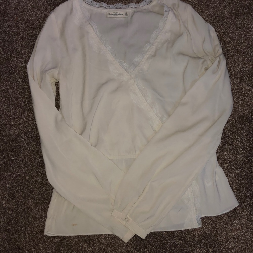 Women’s Abercrombie long sleeve blouse